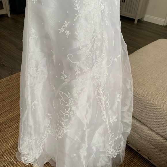 Girls Special Occasion Dress - Picture 7 of 11